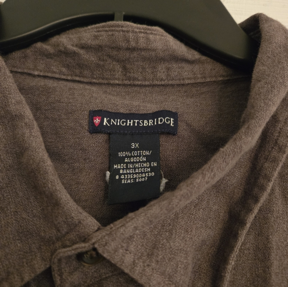 Great Condition Knightsbridge Button Up - image 3